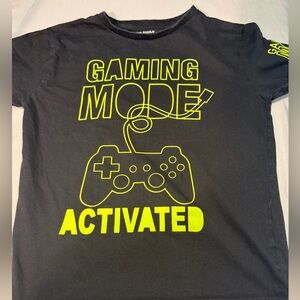 Black Gaming T-Shirt with Neon Green Print boys size (14/16)